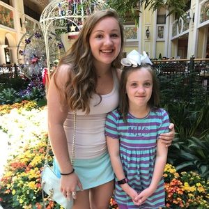 Meet your Posher, Madelynn